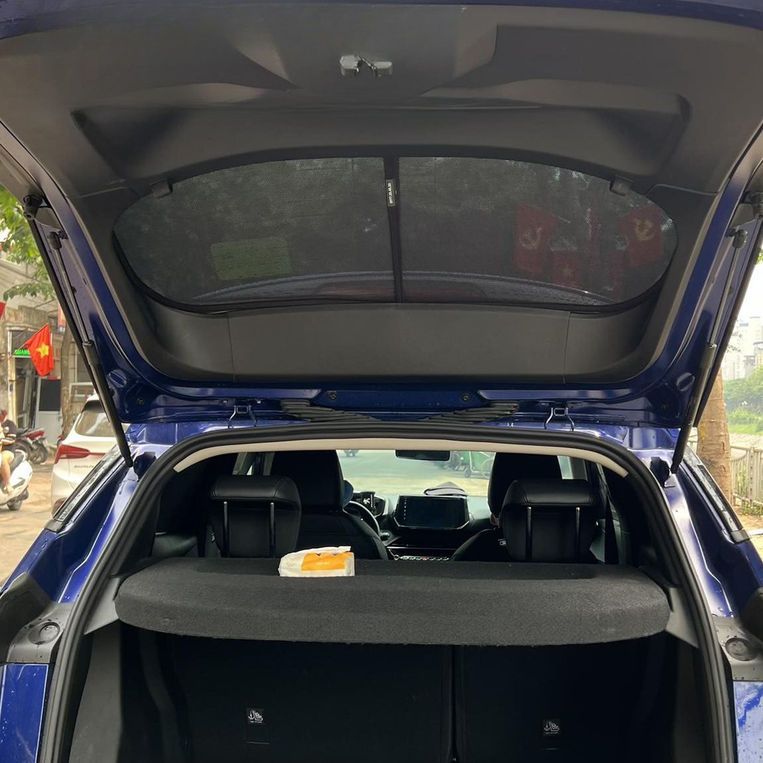 PEUGEOT 2008 custom-fit car window sun shades — photo 7