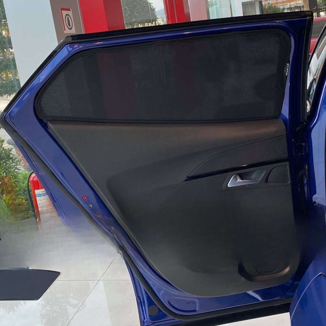 PEUGEOT 2008 custom-fit car window sun shades — photo 9