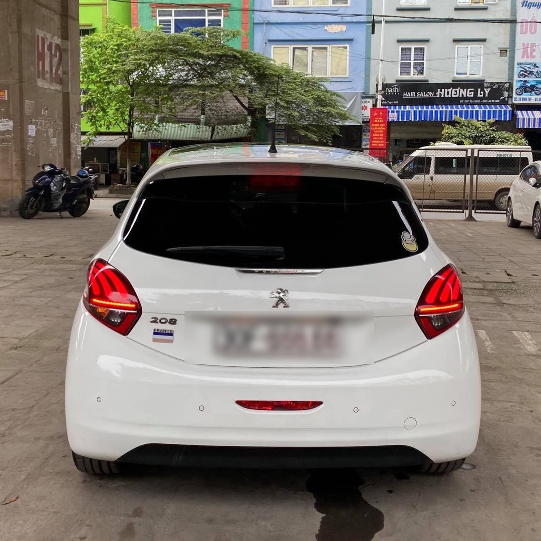 PEUGEOT 208 custom-fit car window sun shades — photo 4