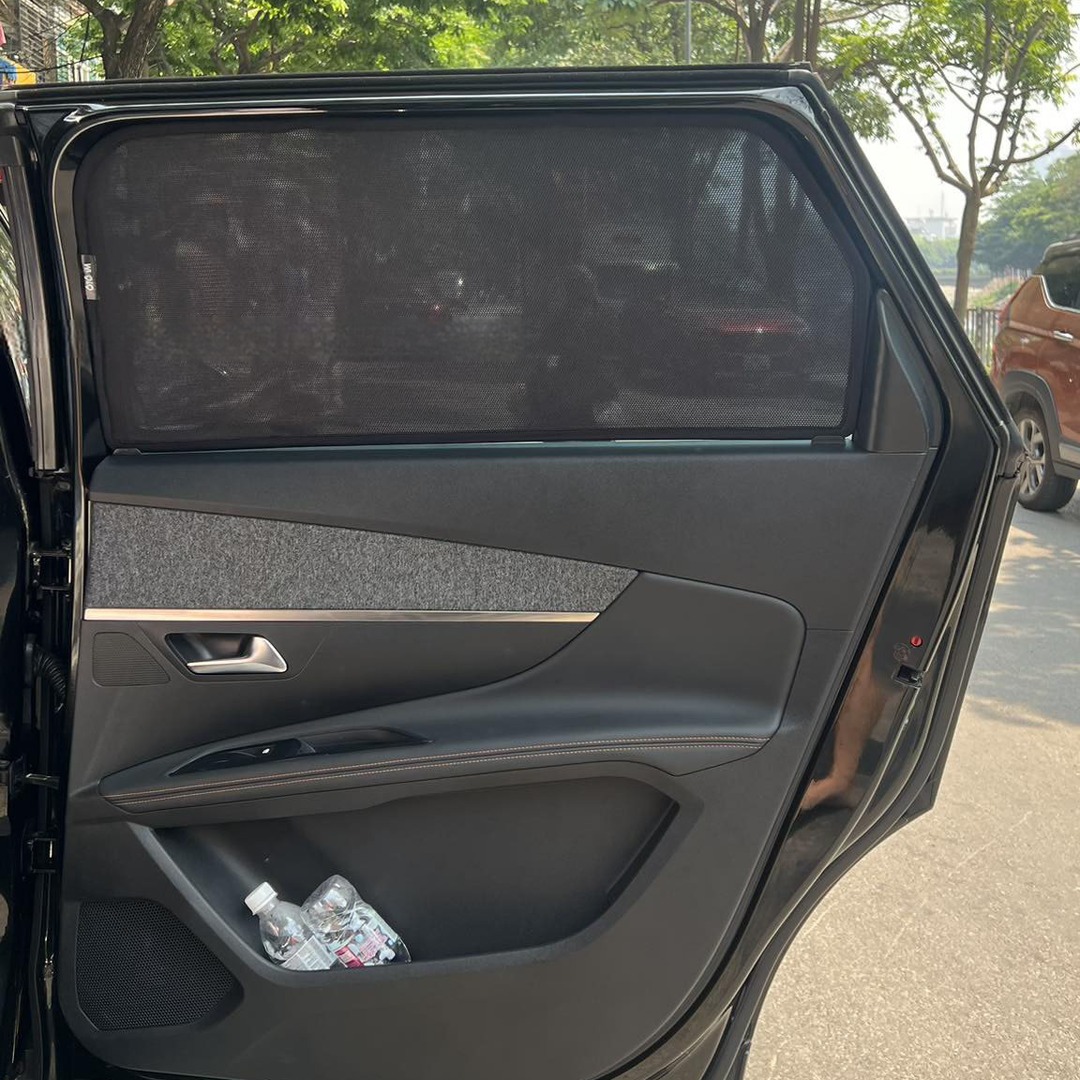 PEUGEOT 5008 custom-fit car window sun shades — photo 5