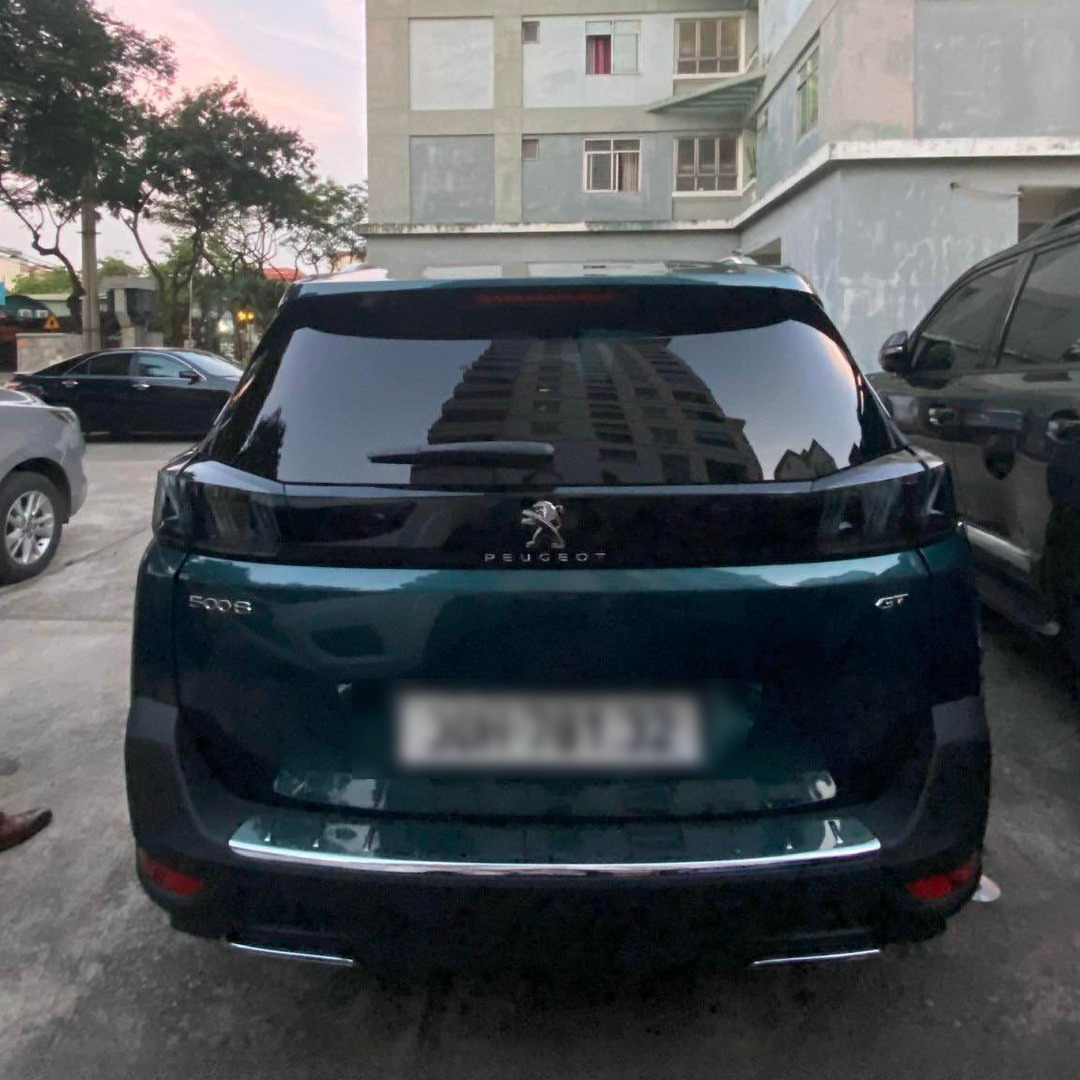 PEUGEOT 5008 custom-fit car window sun shades — photo 22