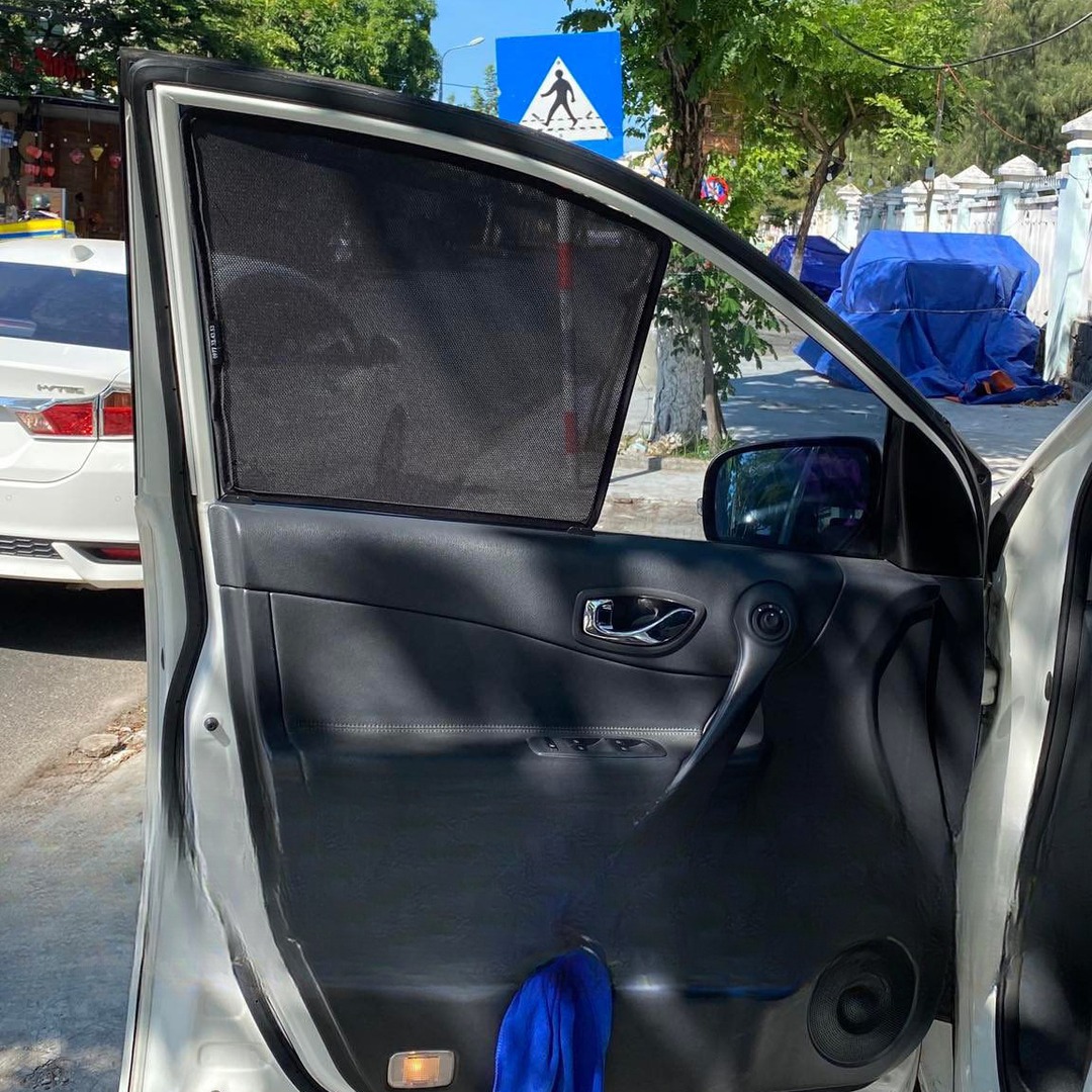 RENAULT KOLEOS car window sun shades — photo 4
