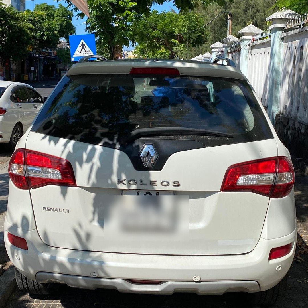 RENAULT KOLEOS custom-fit car window sun shades — photo 1