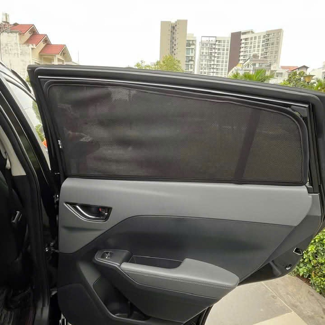 SUBARU CROSSTREK 2023-PRESENT car window sun shades — photo 6