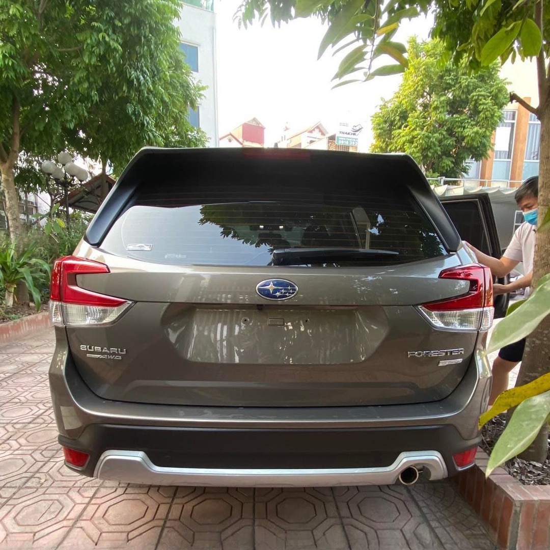 SUBARU FORESTER 2018-2025 custom-fit car window sun shades — photo 4