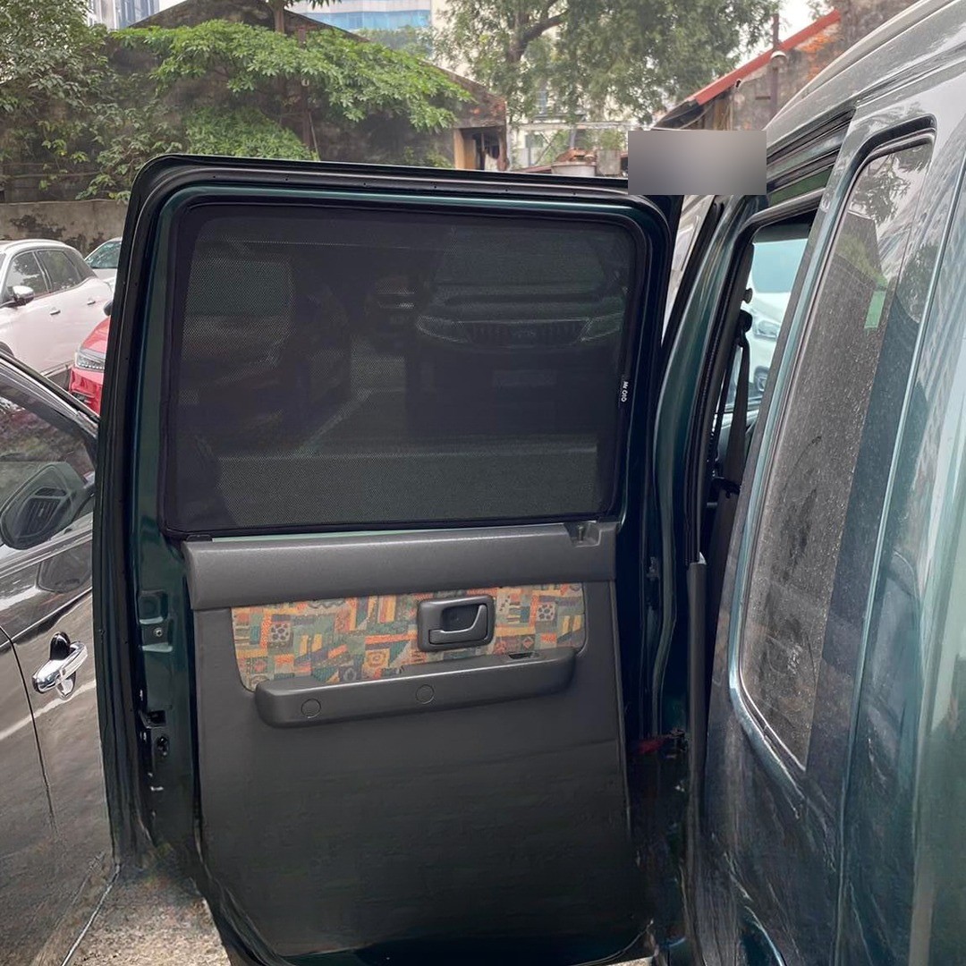 Suzuki WAGON car window sun shades — photo 2