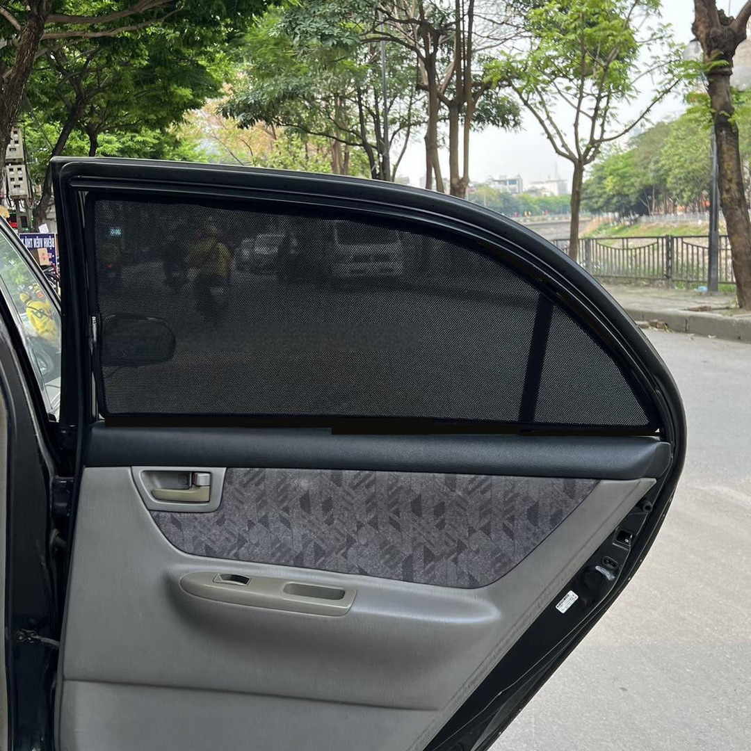 TOYOTA COROLLA ALTIS 2002-2007 custom-fit car window sun shades — photo 4