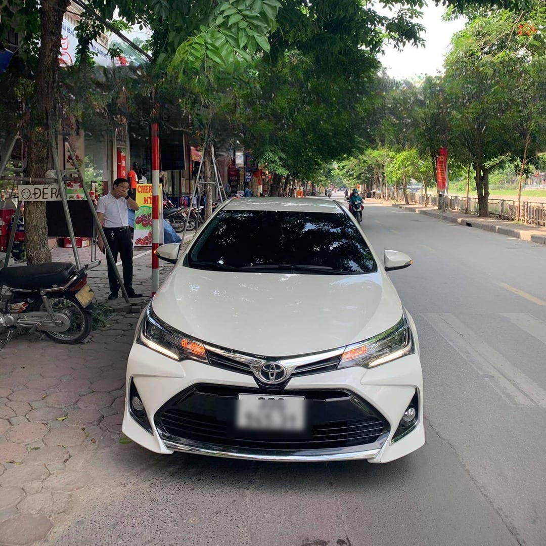 TOYOTA COROLLA ALTIS 2015-2022 custom-fit car window sun shades — photo 13