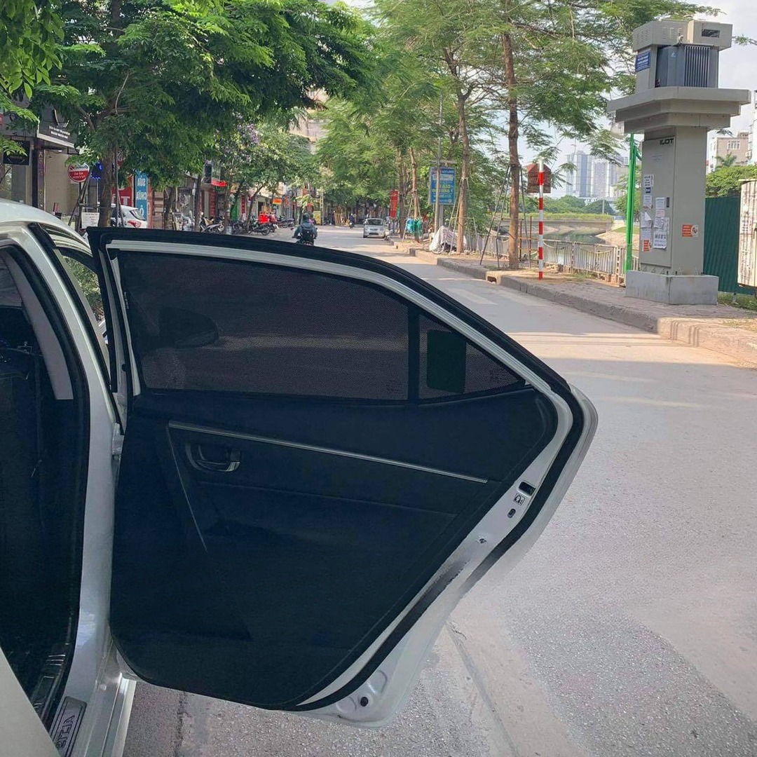 TOYOTA COROLLA ALTIS 2015-2022 custom-fit car window sun shades — photo 17
