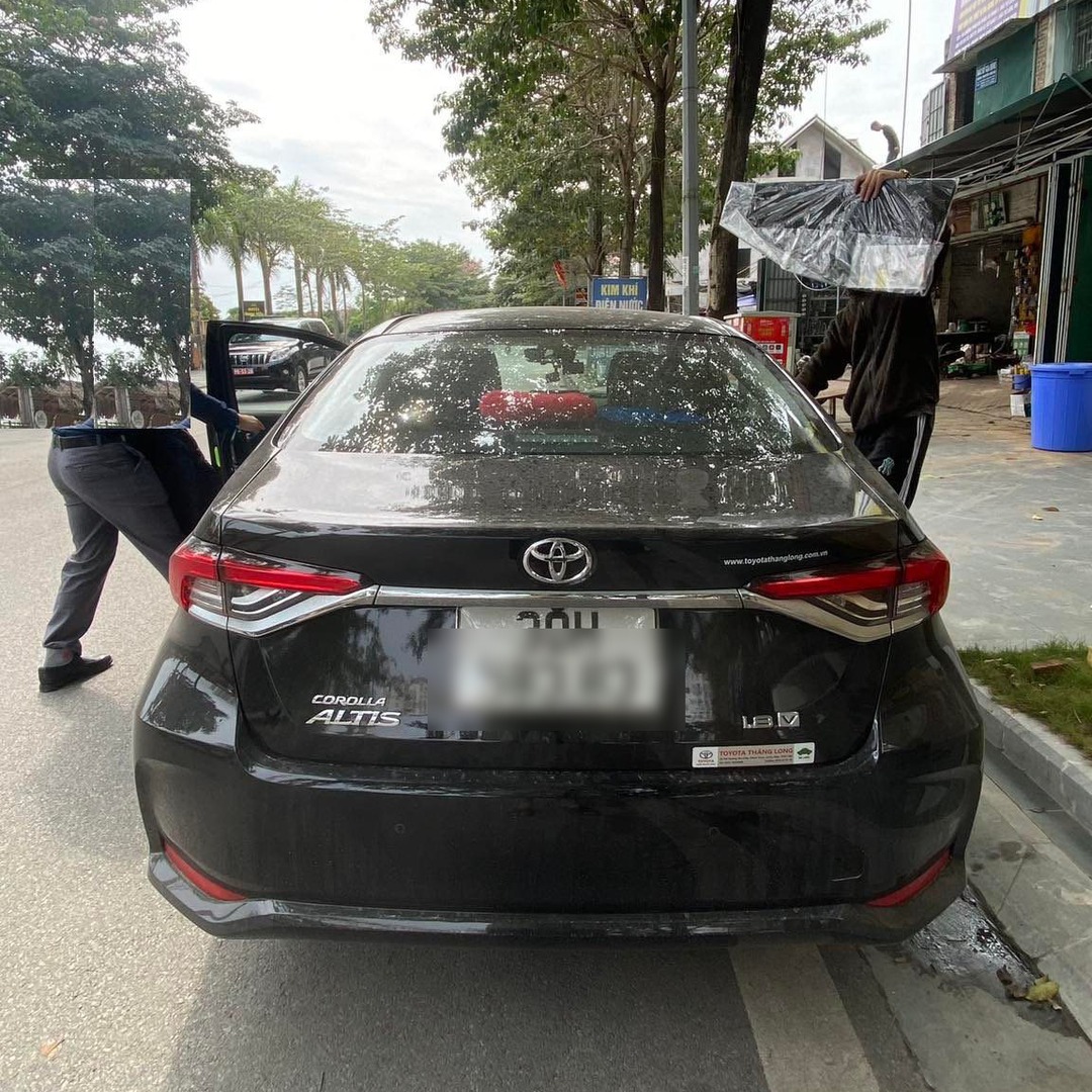 TOYOTA COROLLA ALTIS 2023-2025 custom-fit car window sun shades — photo 3