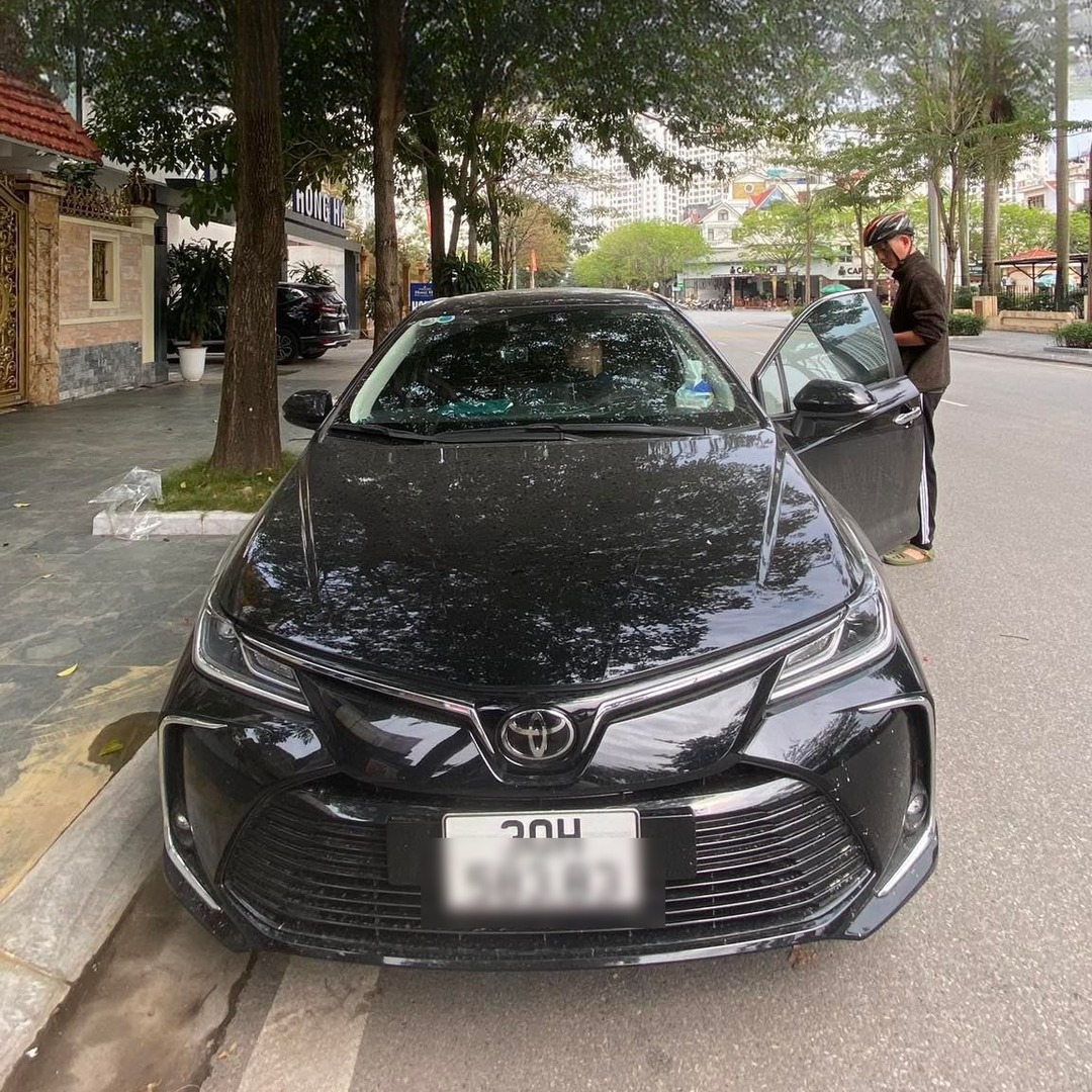 TOYOTA COROLLA ALTIS 2023-2025 custom-fit car window sun shades — photo 6