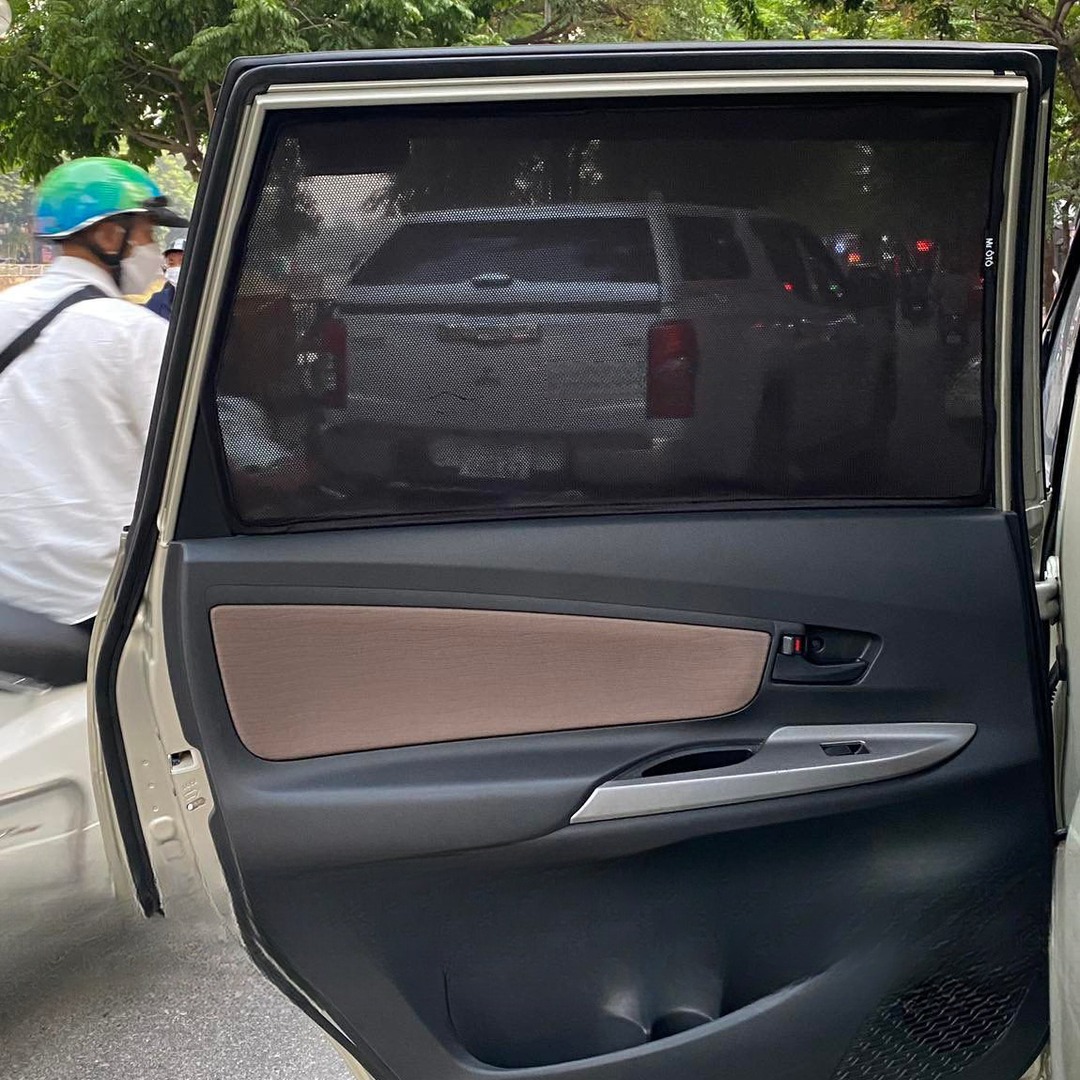 TOYOTA AVANZA 2017-2021 custom-fit car window sun shades — photo 2