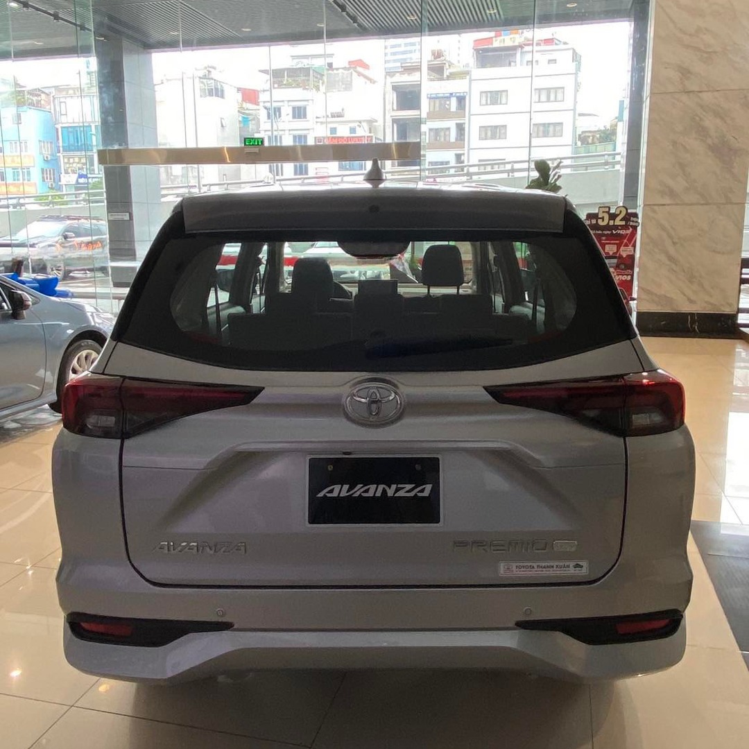 TOYOTA AVANZA 2022-2025 custom-fit car window sun shades — photo 10
