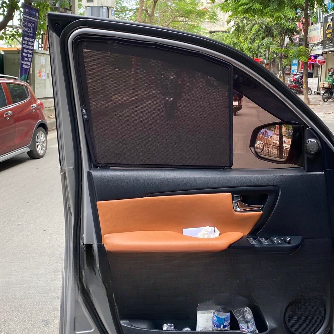 TOYOTA FORTUNER 2017-2025 custom-fit car window sun shades — photo 12