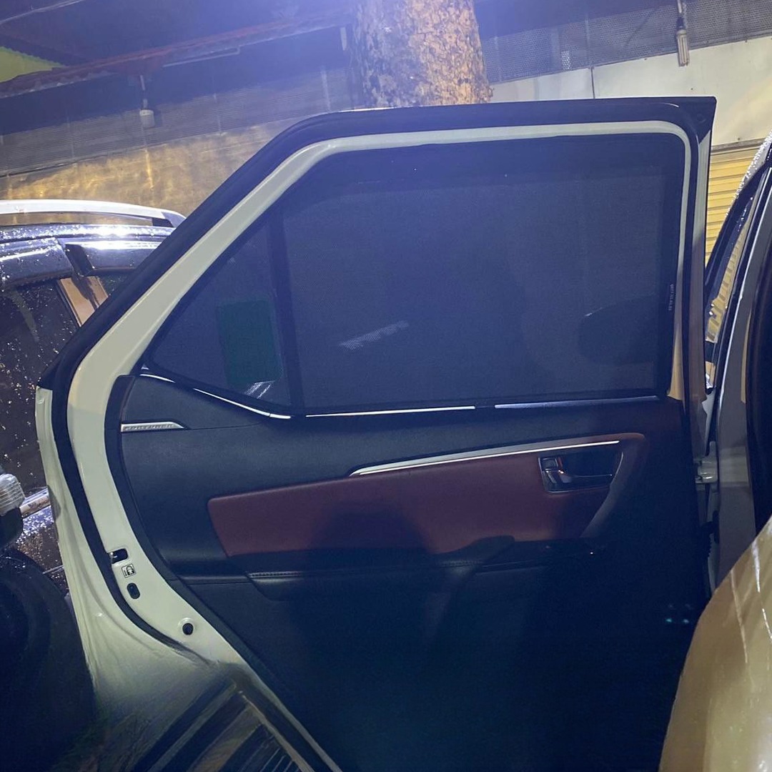TOYOTA FORTUNER 2017-2025 custom-fit car window sun shades — photo 23