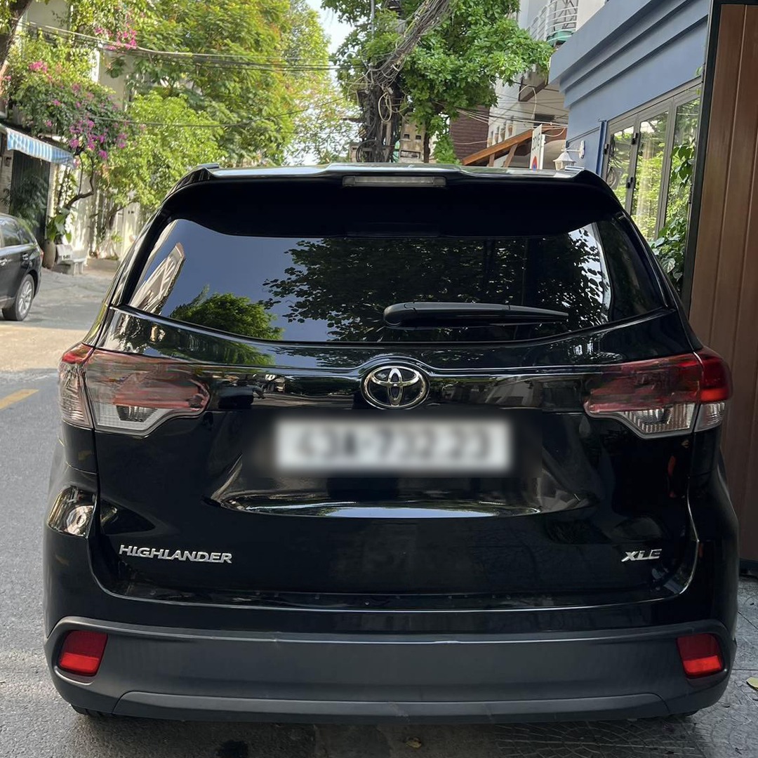 TOYOTA KLUGER 2016-2019 custom-fit car window sun shades — photo 4