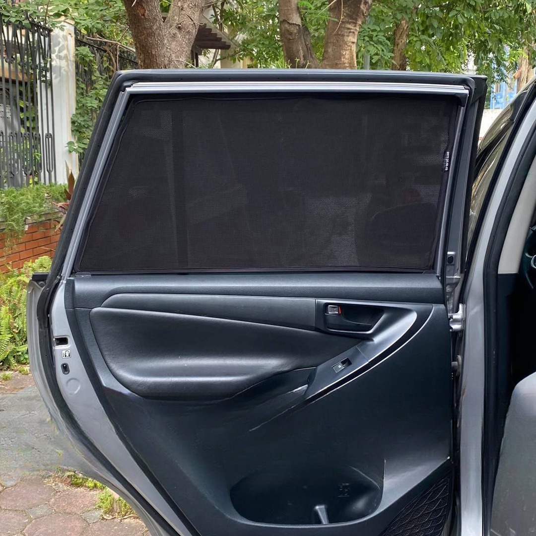TOYOTA INNOVA 2016-2022 car window sun shades — photo 3