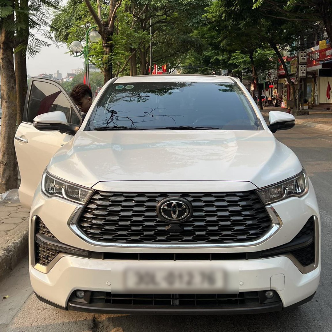 TOYOTA INNOVA CROSS (HYCROSS) 2023-2025 custom-fit car window sun shades — photo 7