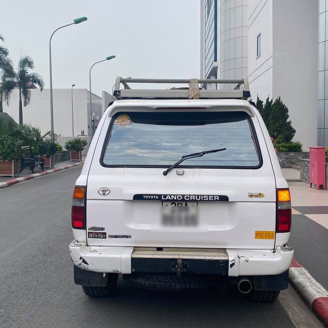TOYOTA LAND CRUISER (LC80) 1990-1999 custom-fit car window sun shades — photo 7
