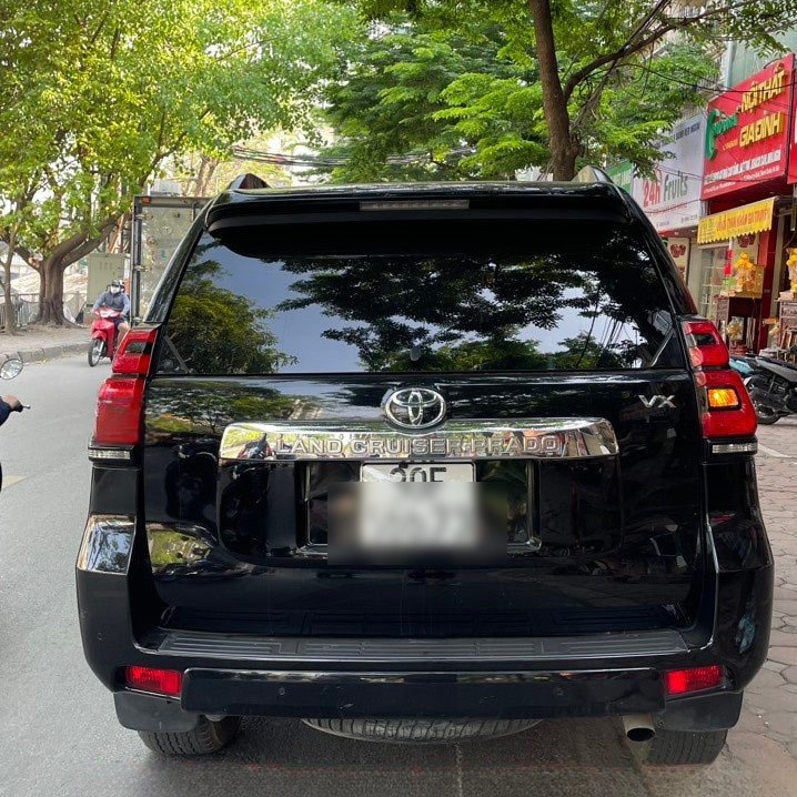 TOYOTA LAND CRUISER PRADO 2011-2022 custom-fit car window sun shades — photo 4