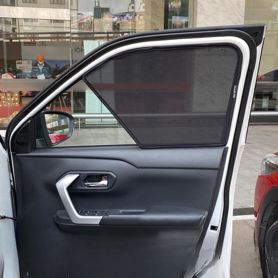 TOYOTA RAIZE custom-fit car window sun shades — photo 18