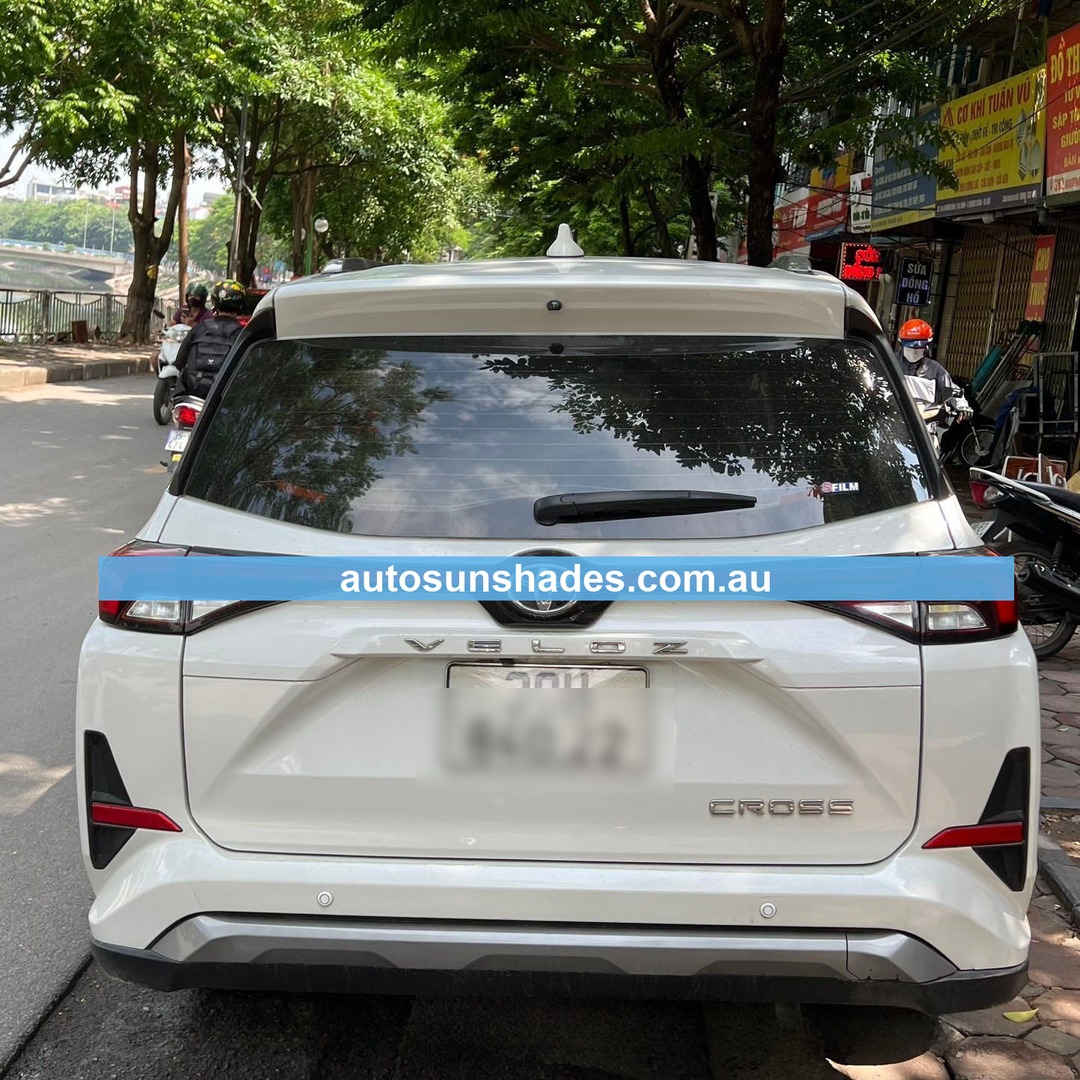 TOYOTA VELOZ custom-fit car window sun shades — photo 10