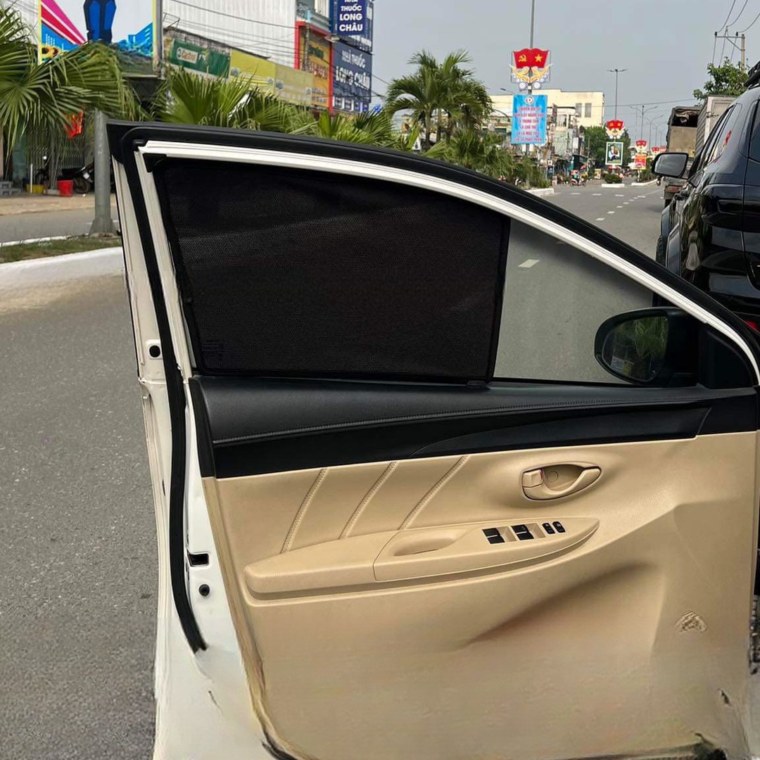 TOYOTA VIOS 2013-2018 custom-fit car window sun shades — photo 9