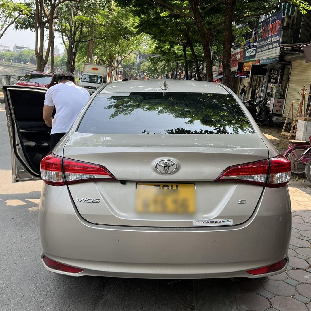 TOYOTA VIOS 2019-2023 custom-fit car window sun shades — photo 4