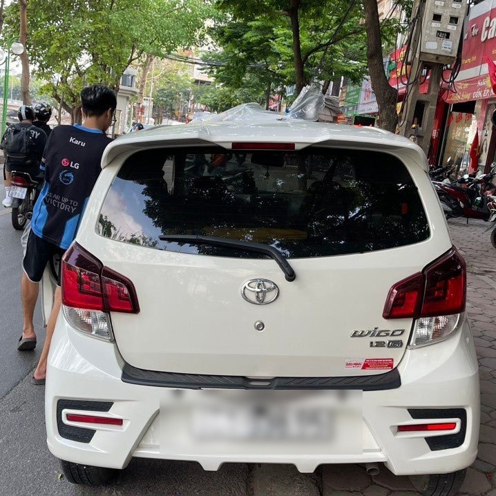 TOYOTA WIGO 2017-2022 custom-fit car window sun shades — photo 4