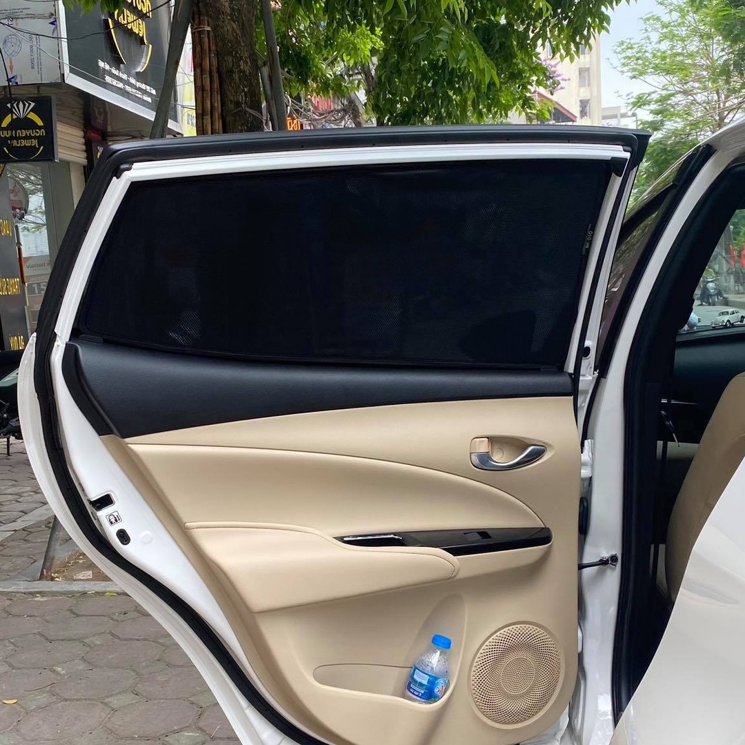TOYOTA YARIS 2019-2022 custom-fit car window sun shades — photo 14
