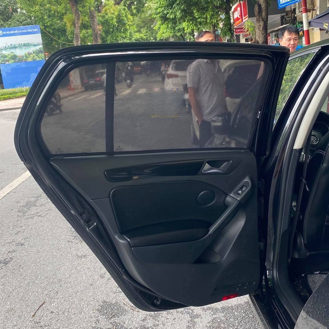 VOLKSWAGEN GOLF custom-fit car window sun shades — photo 2