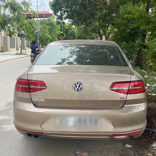 VOLKSWAGEN PASSAT custom-fit car window sun shades — photo 6