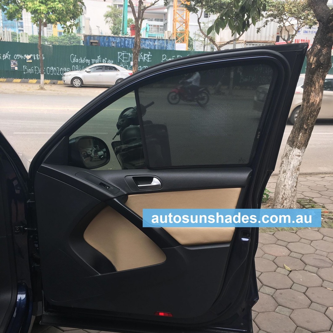 VOLKSWAGEN TIGUAN 2009-2017 custom-fit car window sun shades — photo 9