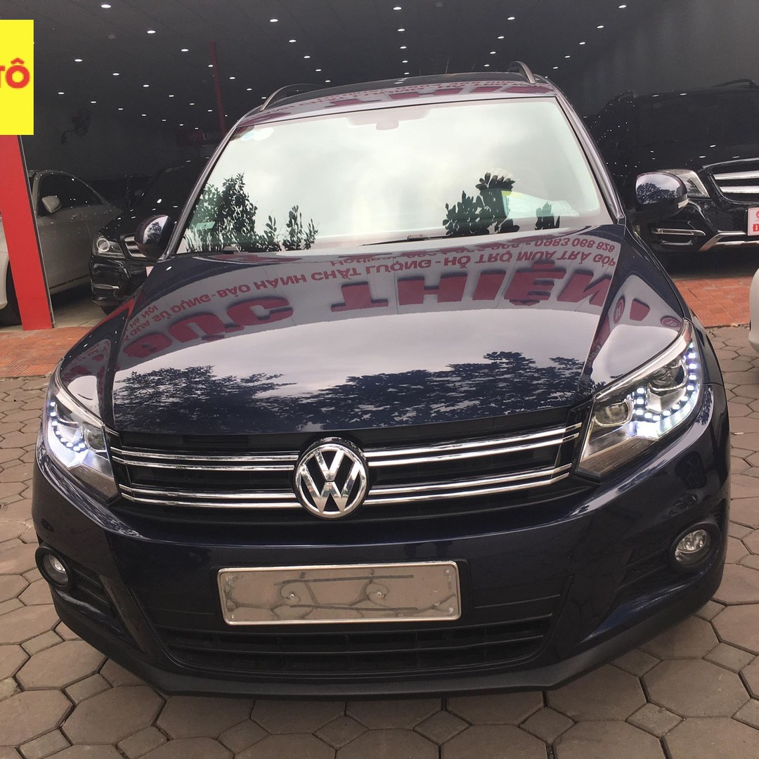 VOLKSWAGEN TIGUAN 2009-2017 custom-fit car window sun shades — photo 10