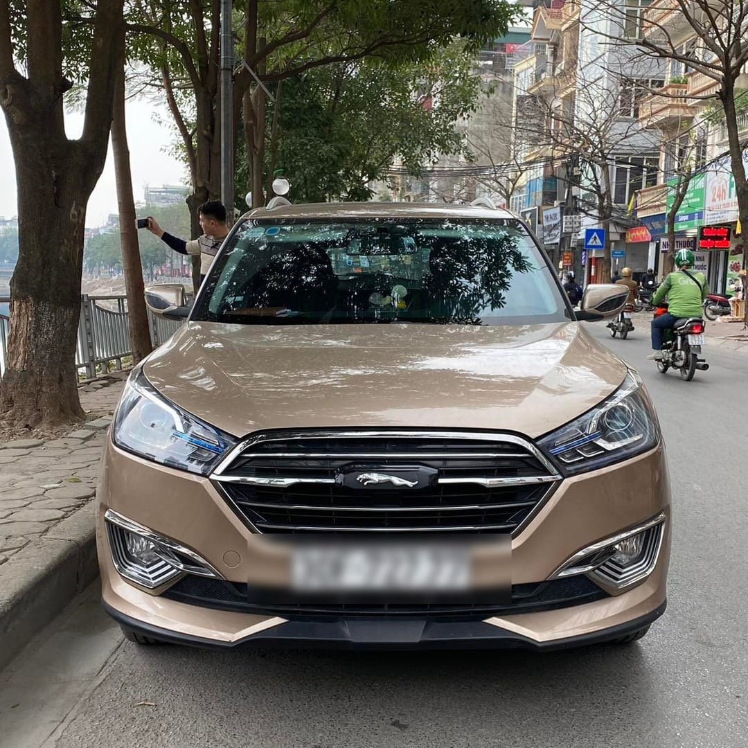 ZOTYE Z3 / T300 custom-fit car window sun shades — photo 1