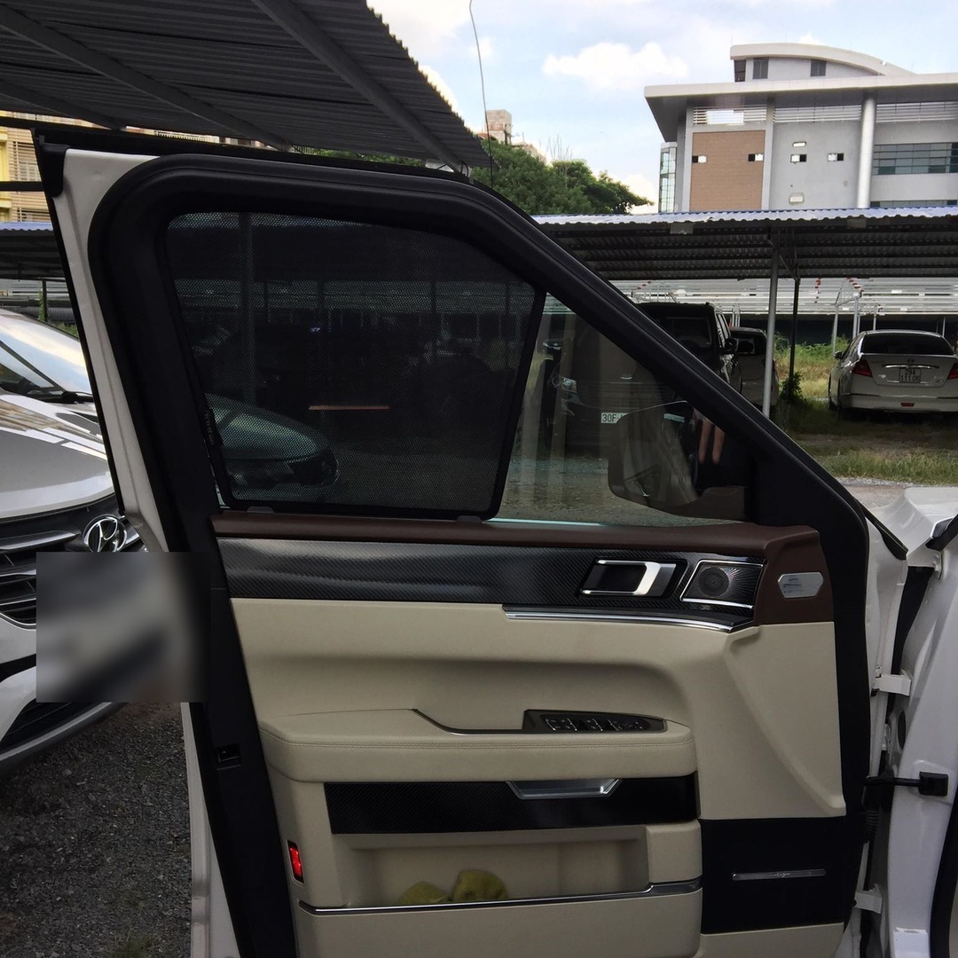 ZOTYE Z8 custom-fit car window sun shades — photo 9